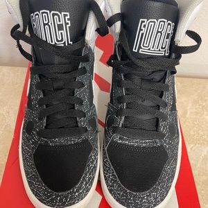 Nike Air Son of Force Mid Print GS, Size 7Y, Black/White-Black